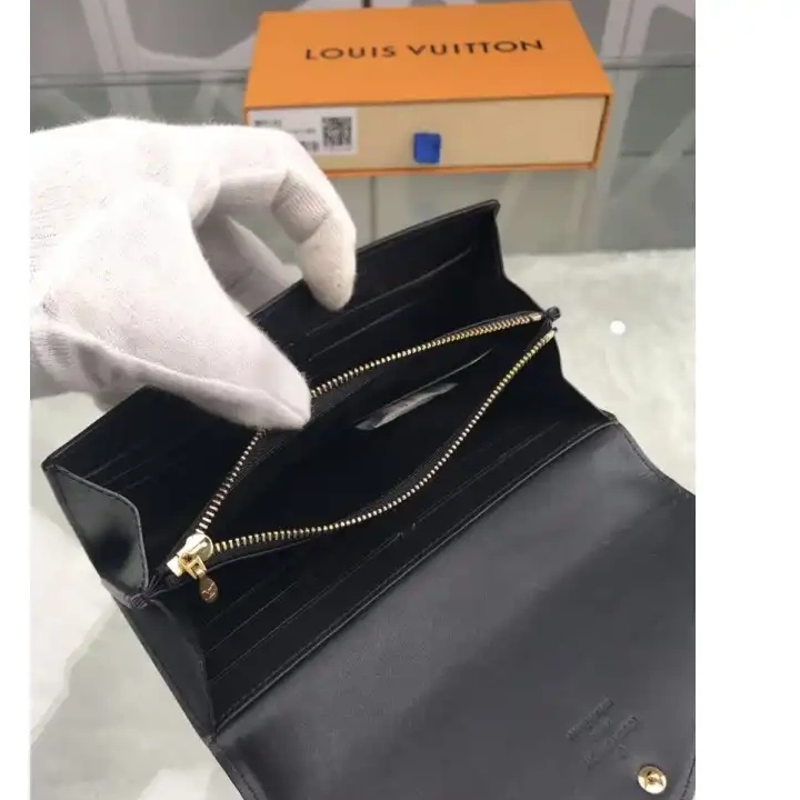 Fashion Reps LV 19B57B0005 Bags 0501